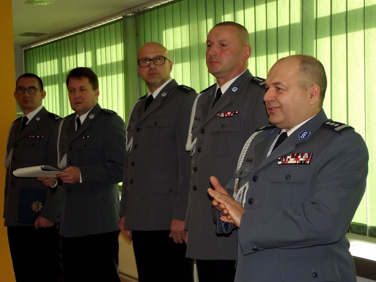 Zmiana na stanowisku komendanta powiatowego policji – odwołanie i awans insp. Leśniaka