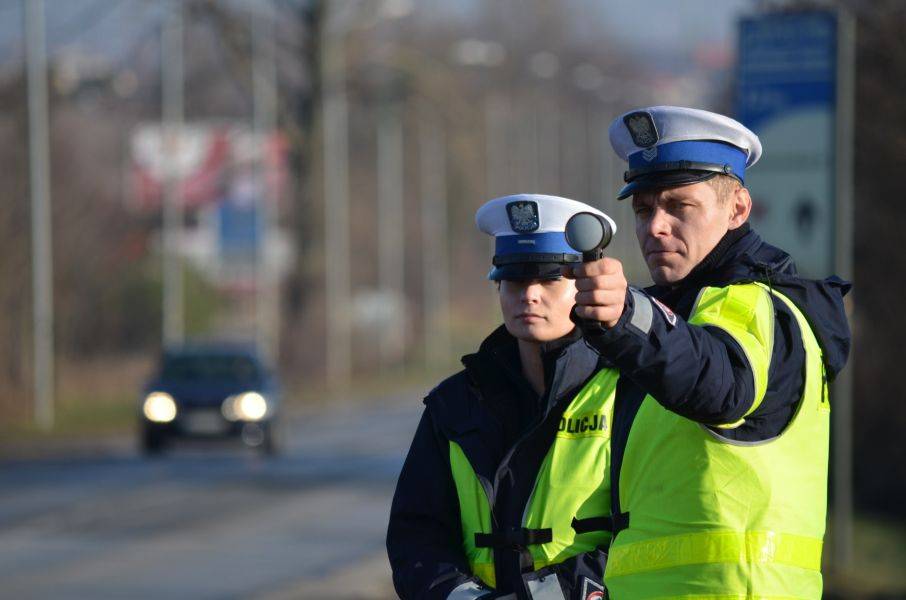 20 kolizji, 8 zatrzymanych, nietrzeźwych kierowców - wynik świątecznej akcji nowotarskiej 