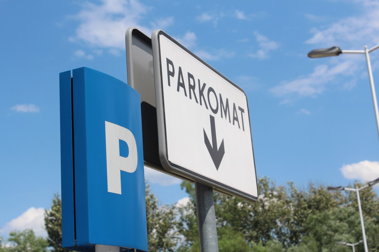 W strefie płatnego parkowania – nowe parkomaty