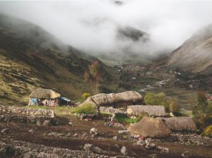 Marek-Haso-Agapowicz-W-górach-w-rejonie-Machu-Picchu-Kopiowanie.jpg