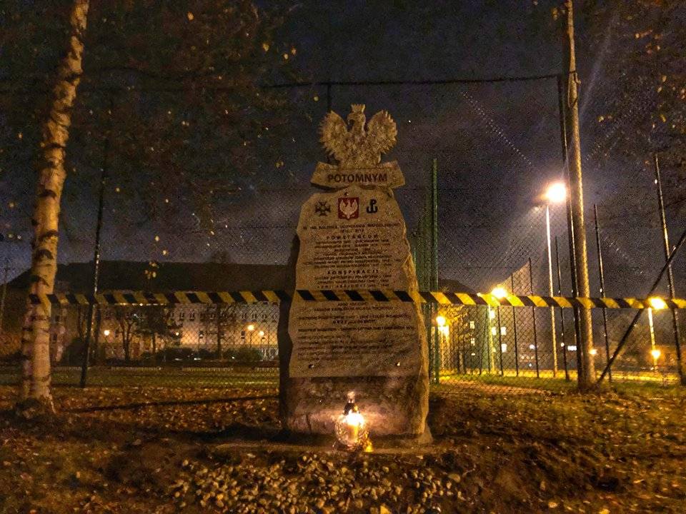 Obelisk znów przy Kopcu Wolności