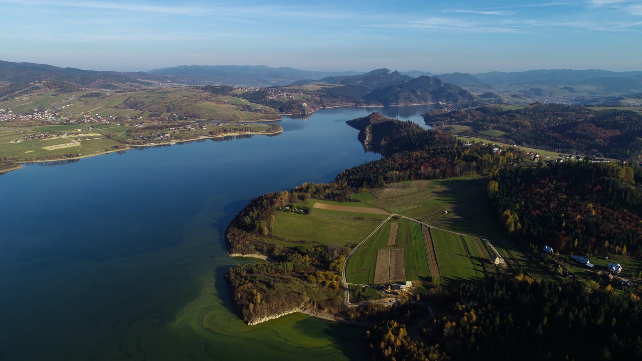 Jezioro Czorsztyńskie i VeloDunajec - wyjątkowe zdjęcia z lotu ptaka