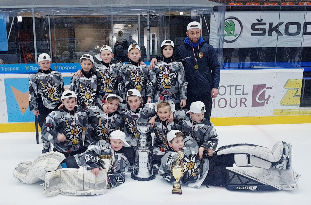 Nowotarska młodzież wygrała Mini Stanley Cup 2020!