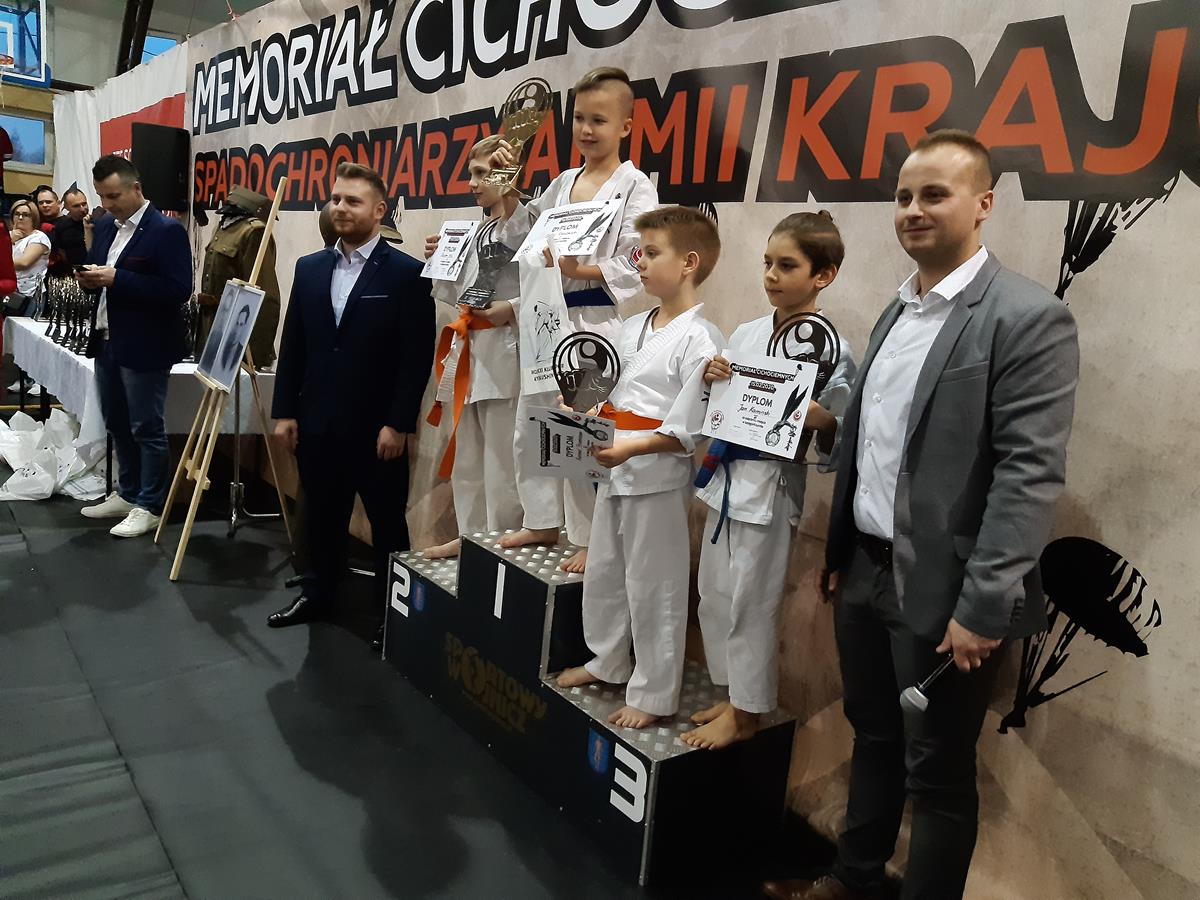 Dwa medale zawodników Yokuzuny w Wojniczu