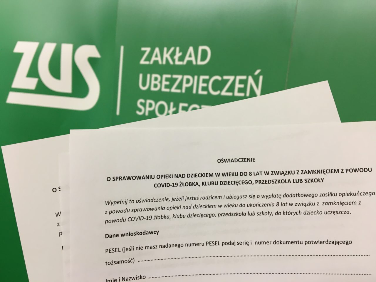 ZUS: Rodzice nadal będą mogli korzystać z dodatkowego zasiłku opiekuńczego