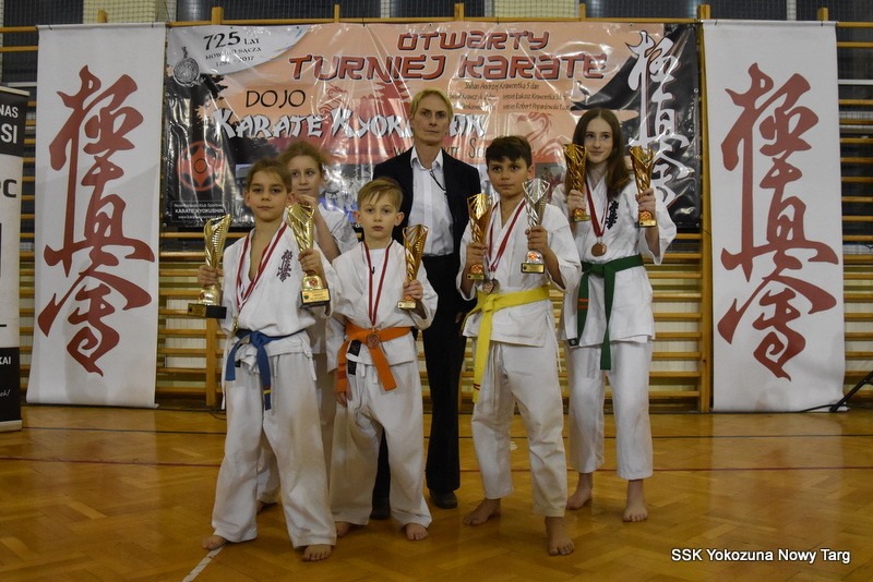 Sukcesy nowotarskich karateków w Łukowicy