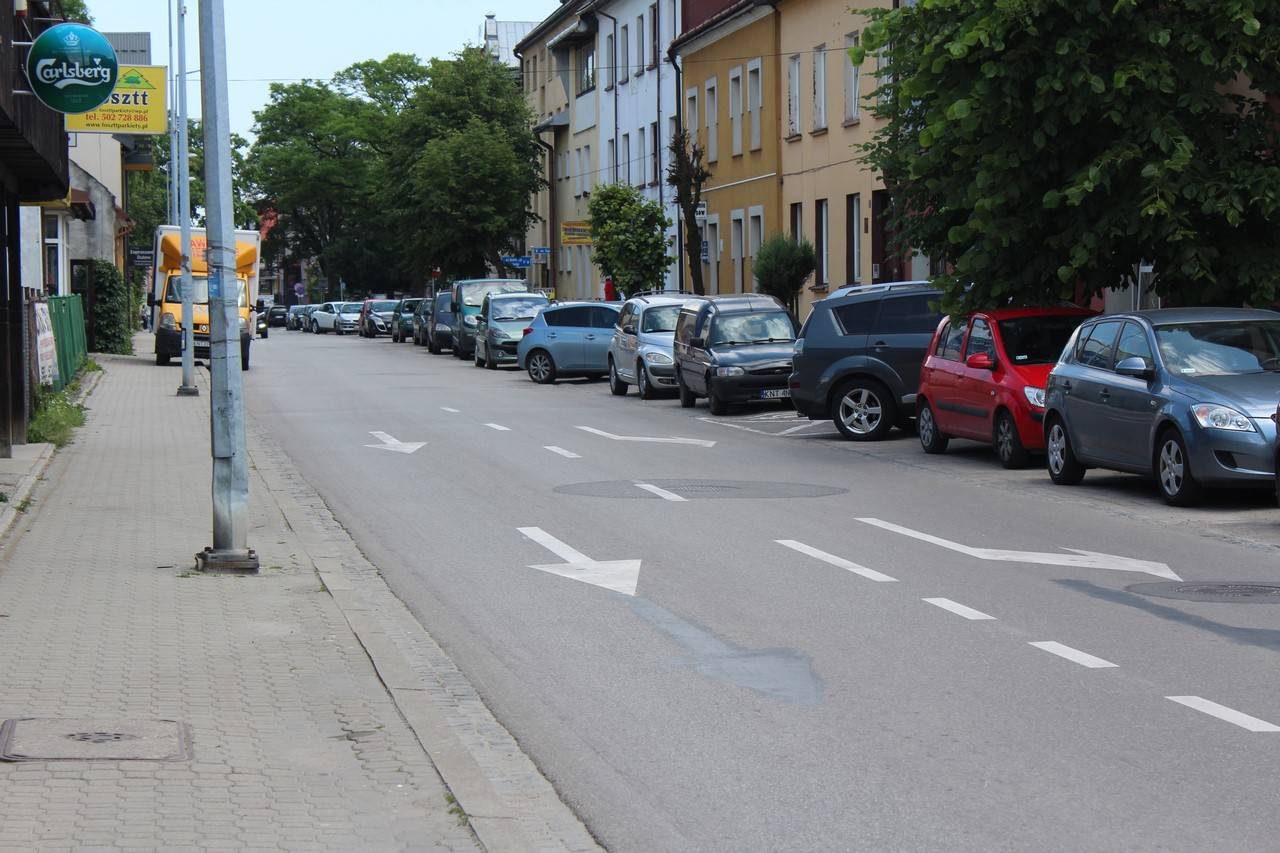Królowej Jadwigi w Strefie Płatnego Parkowania?Planowane utworzenie 35 ukośnych miejsc parkingowych