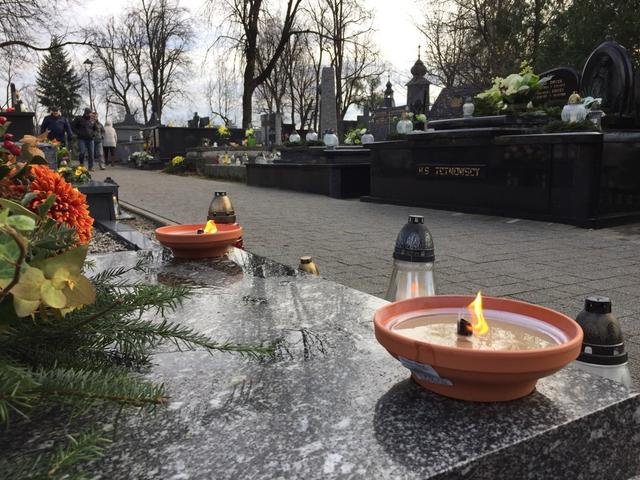 W ewidencji grobów weteranów walk o wolność i niepodległość - 9 nagrobków osób pochowanych w Nowym Targu