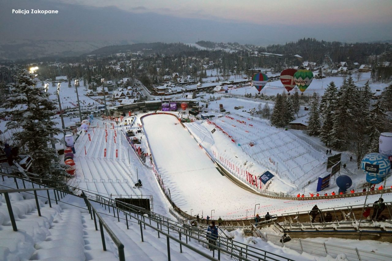 Zakopiańska policja podsumowuje zabezpieczanie zawodów Pucharu Świata w skokach narciarskich