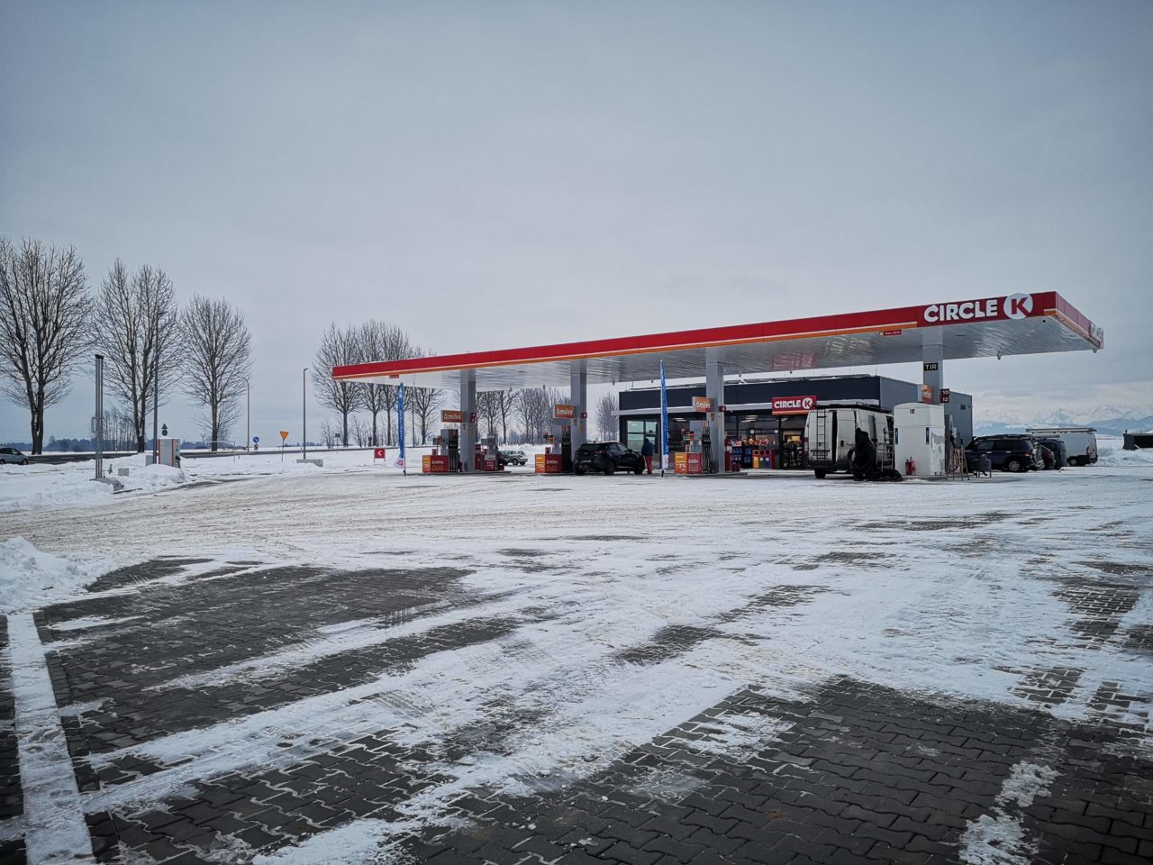 Otwarto nową stację paliw w Nowym Targu