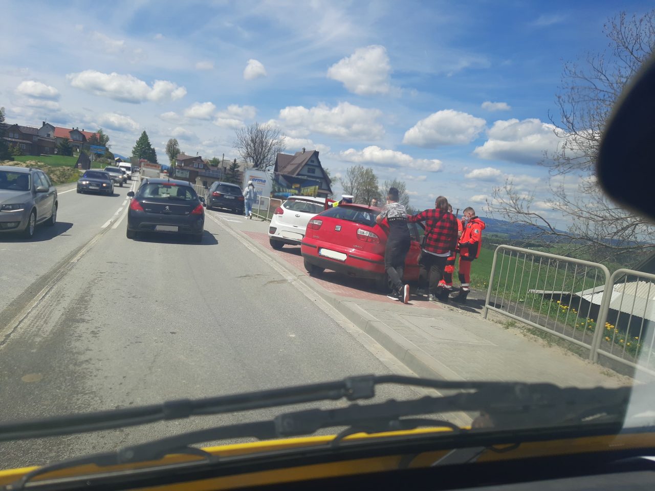 Zderzenie trzech samochodów w Rdzawce
