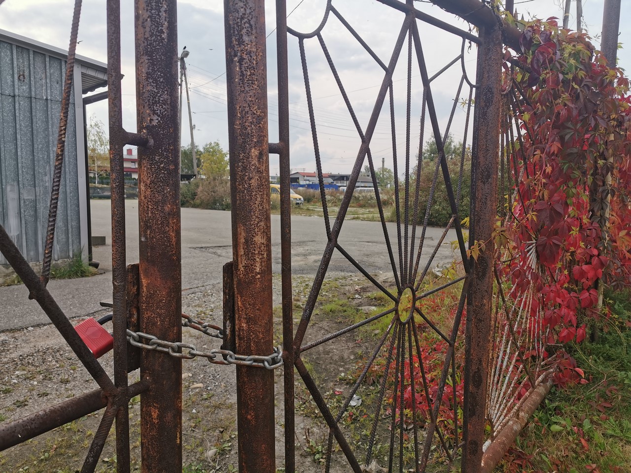 Przejście przez dawny tartak - będzie ponownie otwarte?