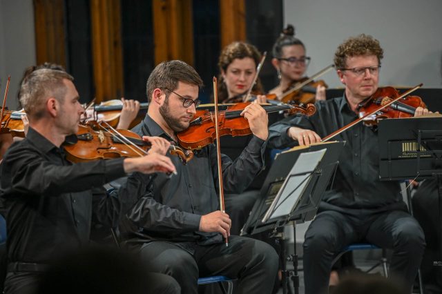 2022-07-30-100-lat-Muzeum-Tatrzanskiego-gmach-glowny-wystawa-odznaczenia-i-koncert-30-scaled.jpg