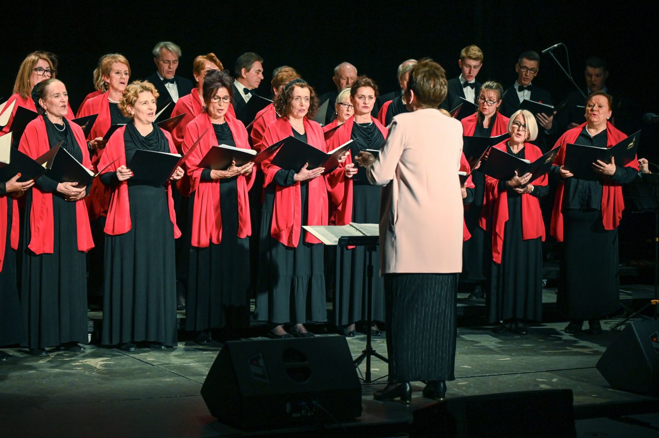Jubileuszowy koncert Chóru Szumny z okazji 15-lecia (zdjęcia)