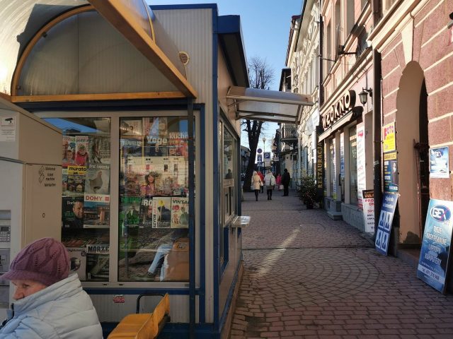 Rynek.-Kiosk-dziala-dokladnie-w-tym-miejscu-od-polowy-lat-60-tych.jpg