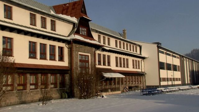 s1-1.jpg