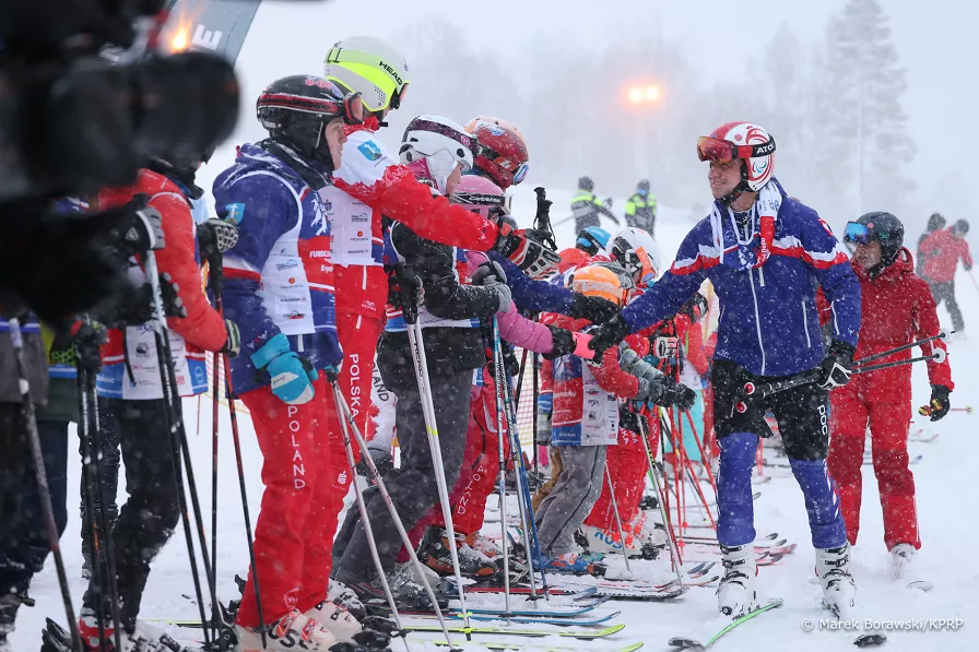Charytatywne zawody narciarskie z udziałem Prezydenta