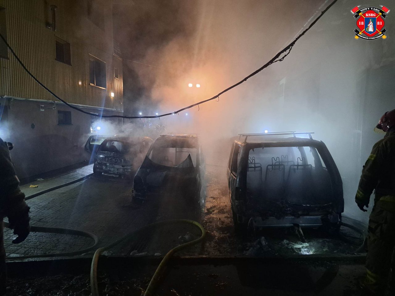 Nocny pożar samochodów na ul. Partyzantów