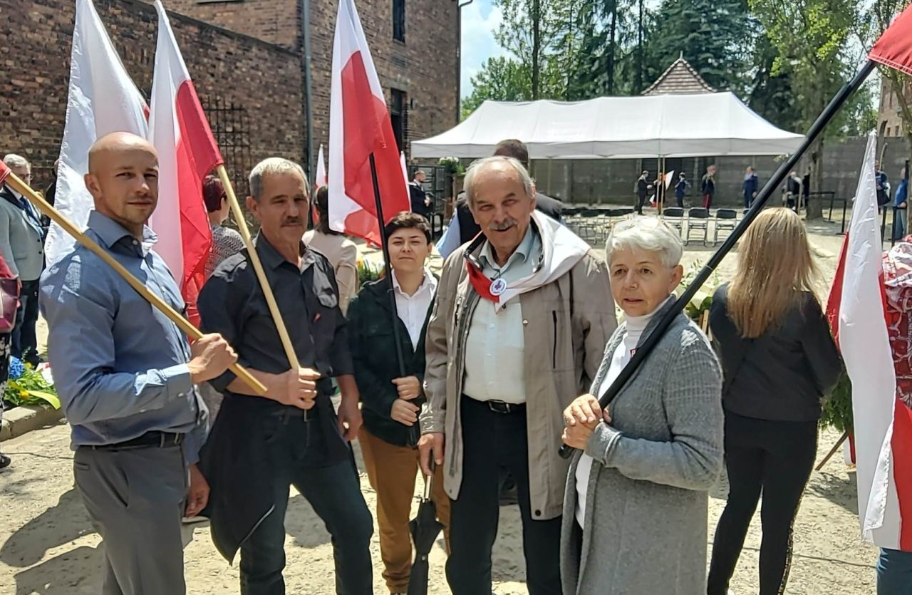 Podhalanie na obchodach 83. rocznicy I transportu Polaków do KL Auschwitz