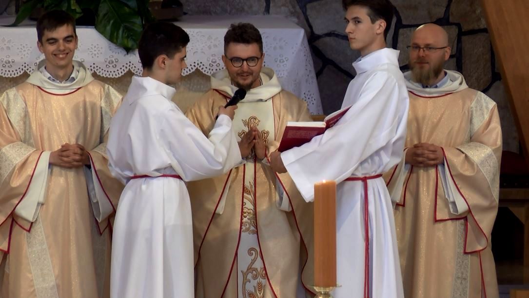 Prymicje O. Jacka Hajnosa. Dobrego Bóg wybrał kapłana…