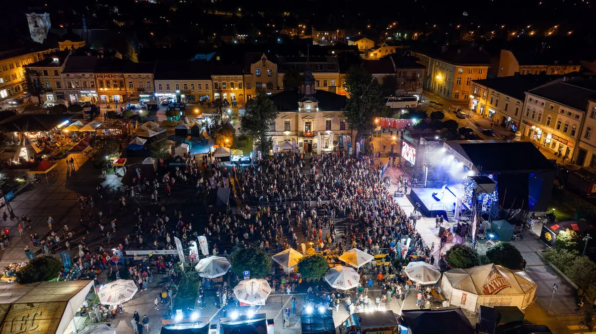 Nowy Targ przywita lato z Elektrycznymi Gitarami. Kultowy zespół zagra na Rynku 21 czerwca