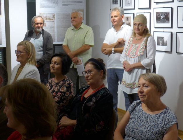 P4330575.jpg