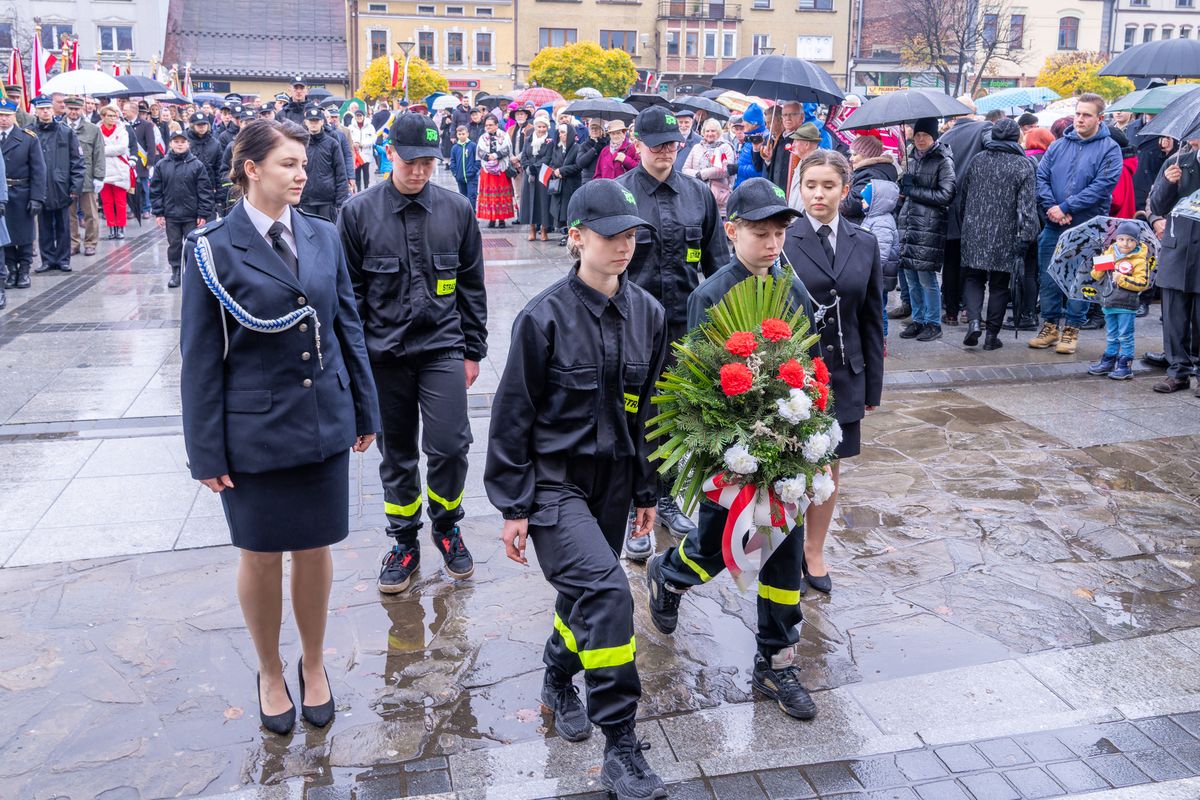 Powiatowo-miejskie obchody 105. rocznicy odzyskania Niepodległości. Z idei, pragnień i marzeń