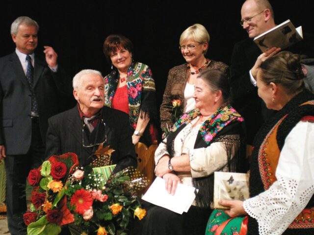 romtom2-1.jpg