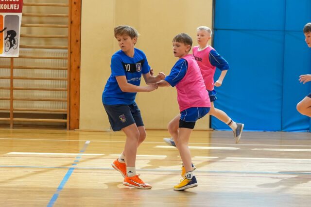 tn_2025_03_10_zawody_miedzyszkolne_pilka-159.jpg