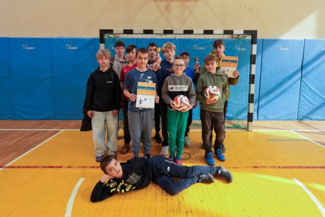 tn_2025_03_10_zawody_miedzyszkolne_pilka-168.jpg