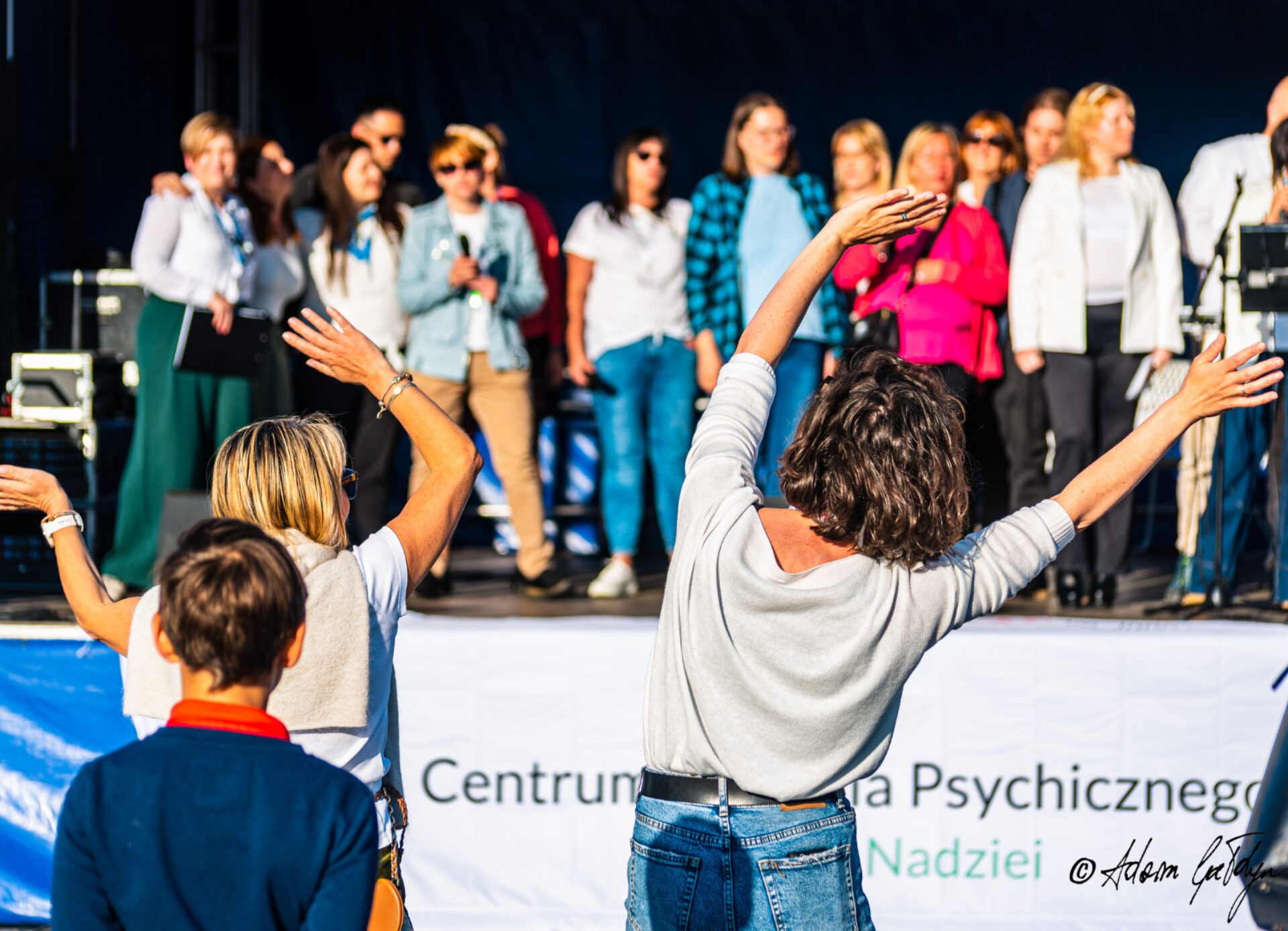 Zatrzymaj się i „Odetchnij” – Rynek w Nowym Targu zamienił się w centrum wsparcia psychicznego (OBSZERNA GALERIA)
