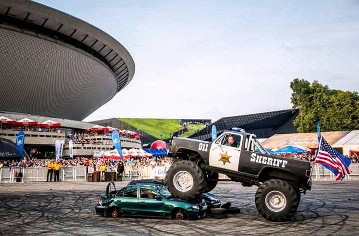 KASKADERSKIE SHOW, JAKIEGO JESZCZE NIE WIDZIAŁEŚ (art. promocyjny)