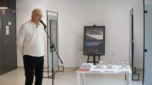 DSC01863-Copy.jpg