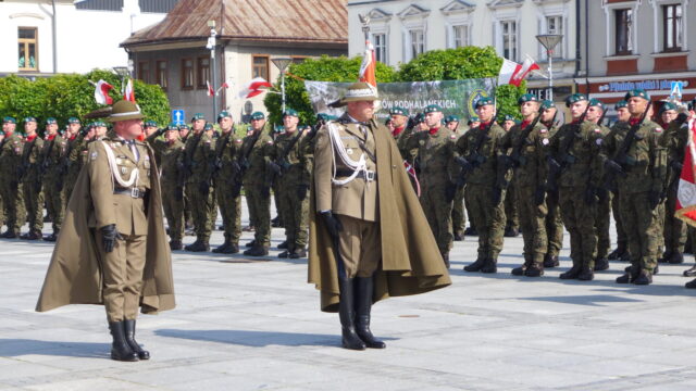 P4520119-1.jpg