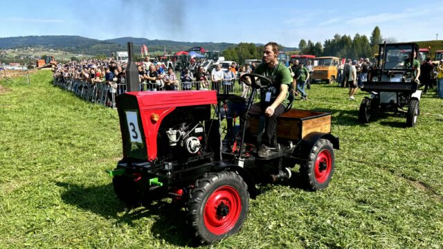 03fdde75-9b66-40e2-9087-192d7173602b.jpg