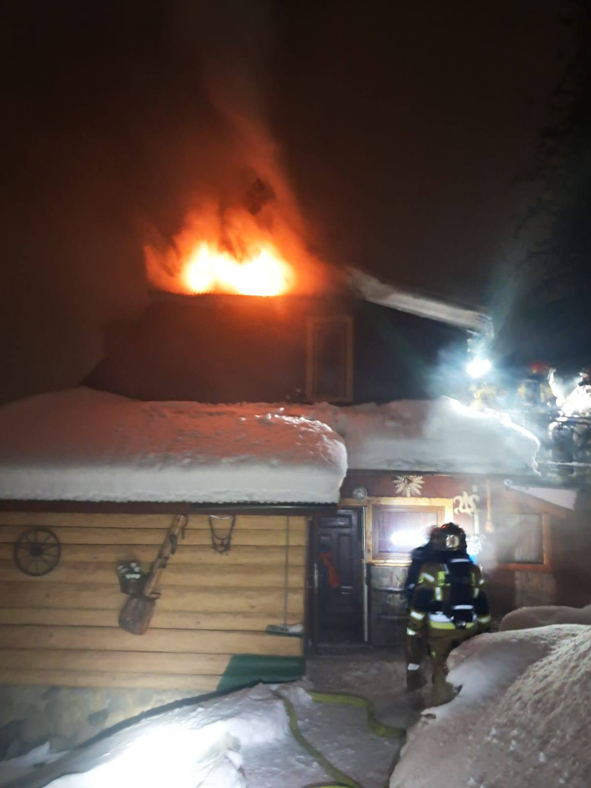 Pożar budynku mieszkalnego na Szymaszkowej w Zakopanem