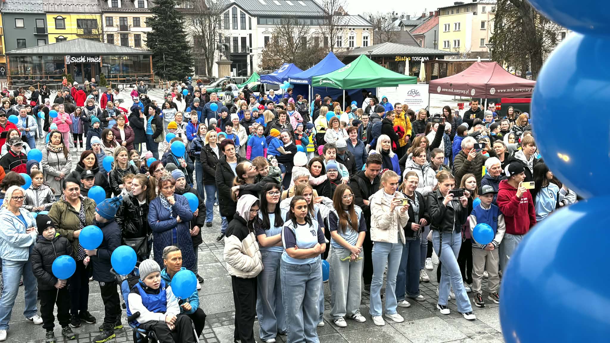 Nowy Targ na niebiesko – XI obchody Światowego Dnia Świadomości Autyzmu ...