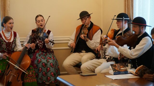 DSC01354-Copy.jpg