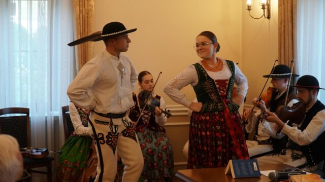 DSC01372-Copy.jpg