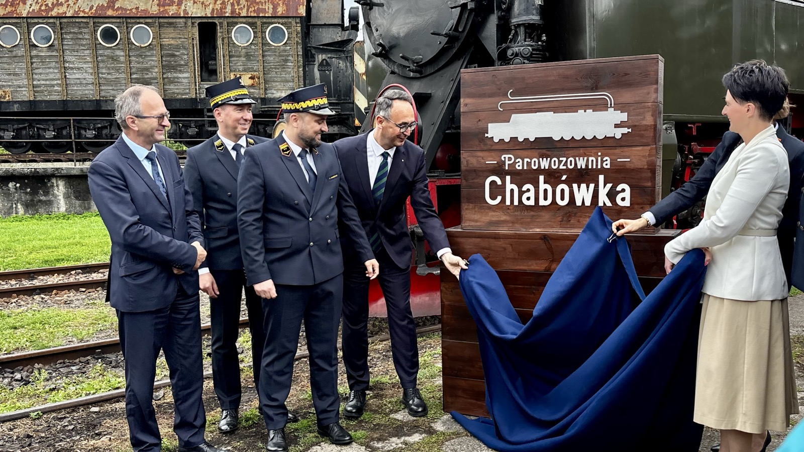 Powstaje Fundacja Parowozownia Chabówka. „Tworzymy miejsce, z którego chcemy być dumni” – podkreślał minister infrastruktury (GALERIA)